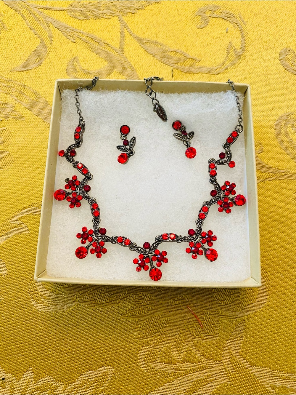 Red Crystal Floral Necklace & Earring Set